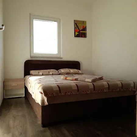 Boki Apartment *