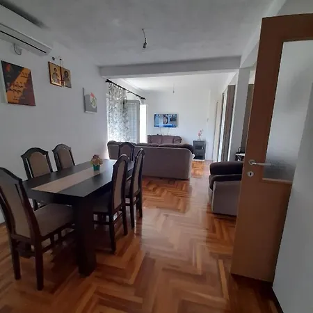 Boki Apartment