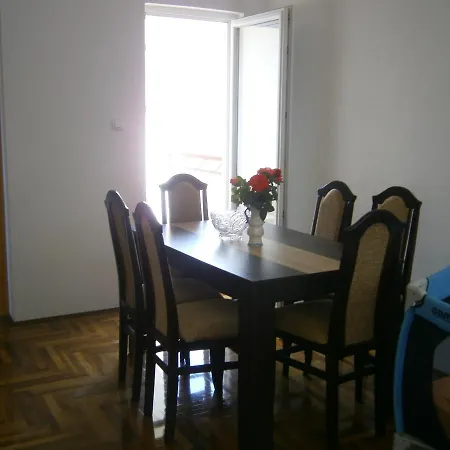 Apartment Boki *